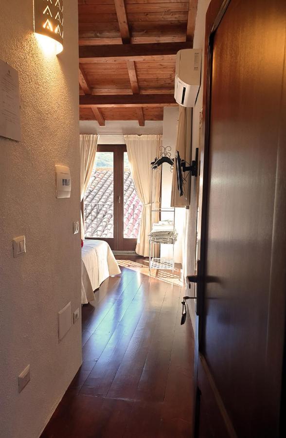 The Templars Guesthouse Santu Lussurgiu Dış mekan fotoğraf