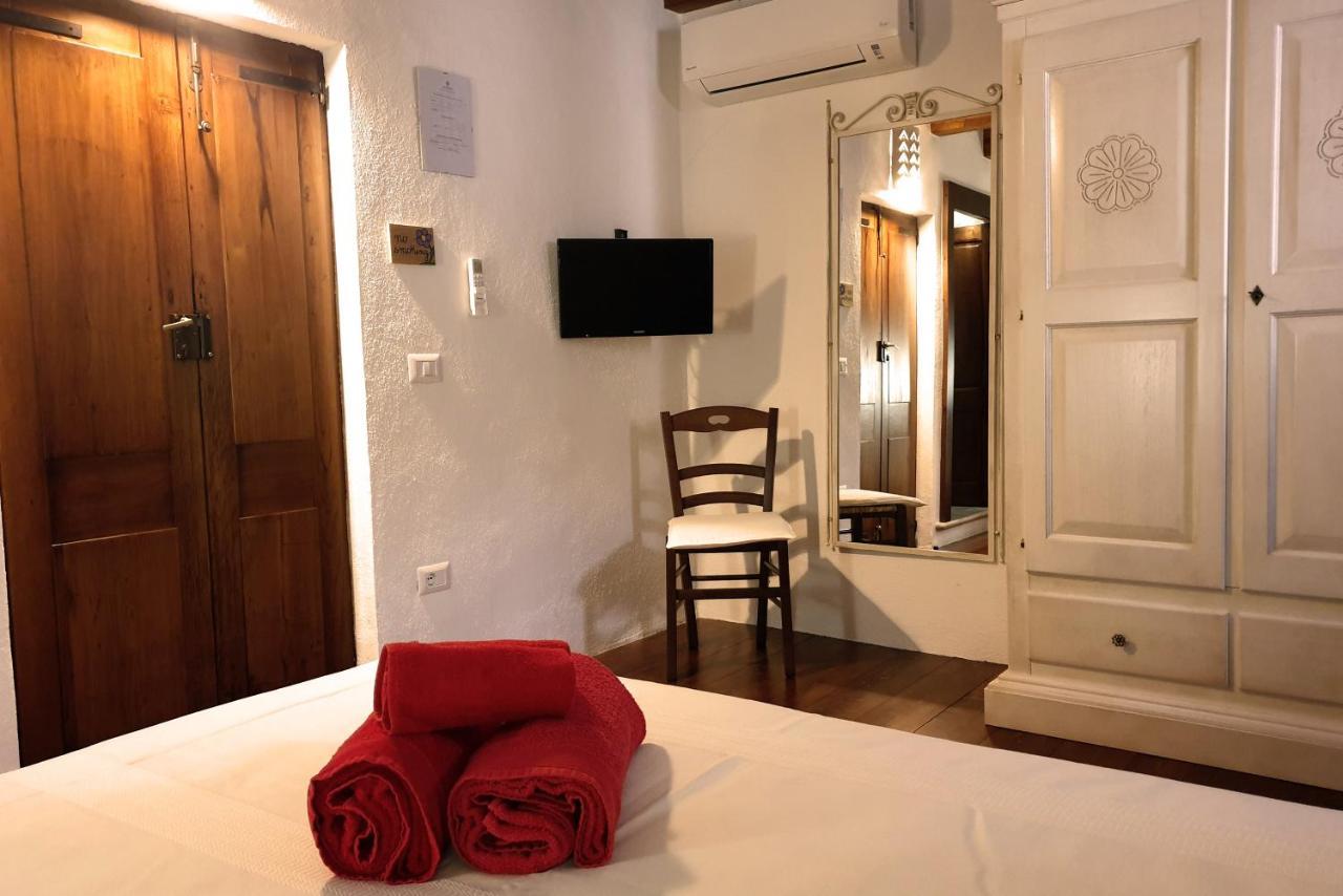 The Templars Guesthouse Santu Lussurgiu Dış mekan fotoğraf