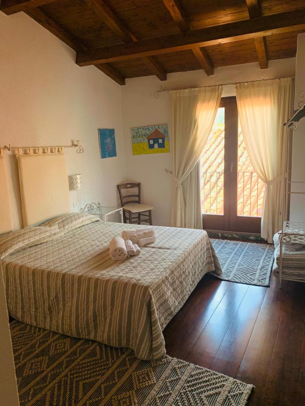 The Templars Guesthouse Santu Lussurgiu Dış mekan fotoğraf